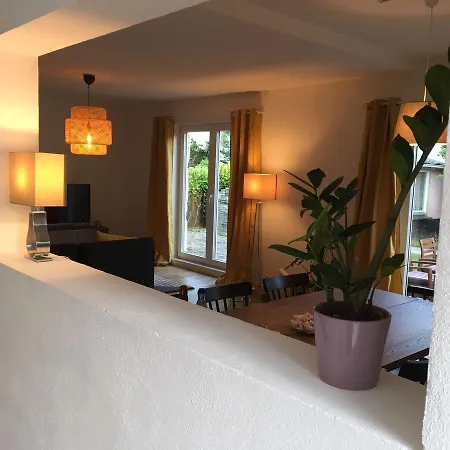 Ferienquartier Kronenfeld * ツィノヴィッツ